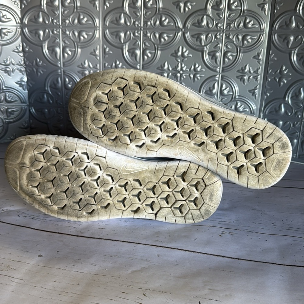 Nike Free Rn - Picture 5 of 5